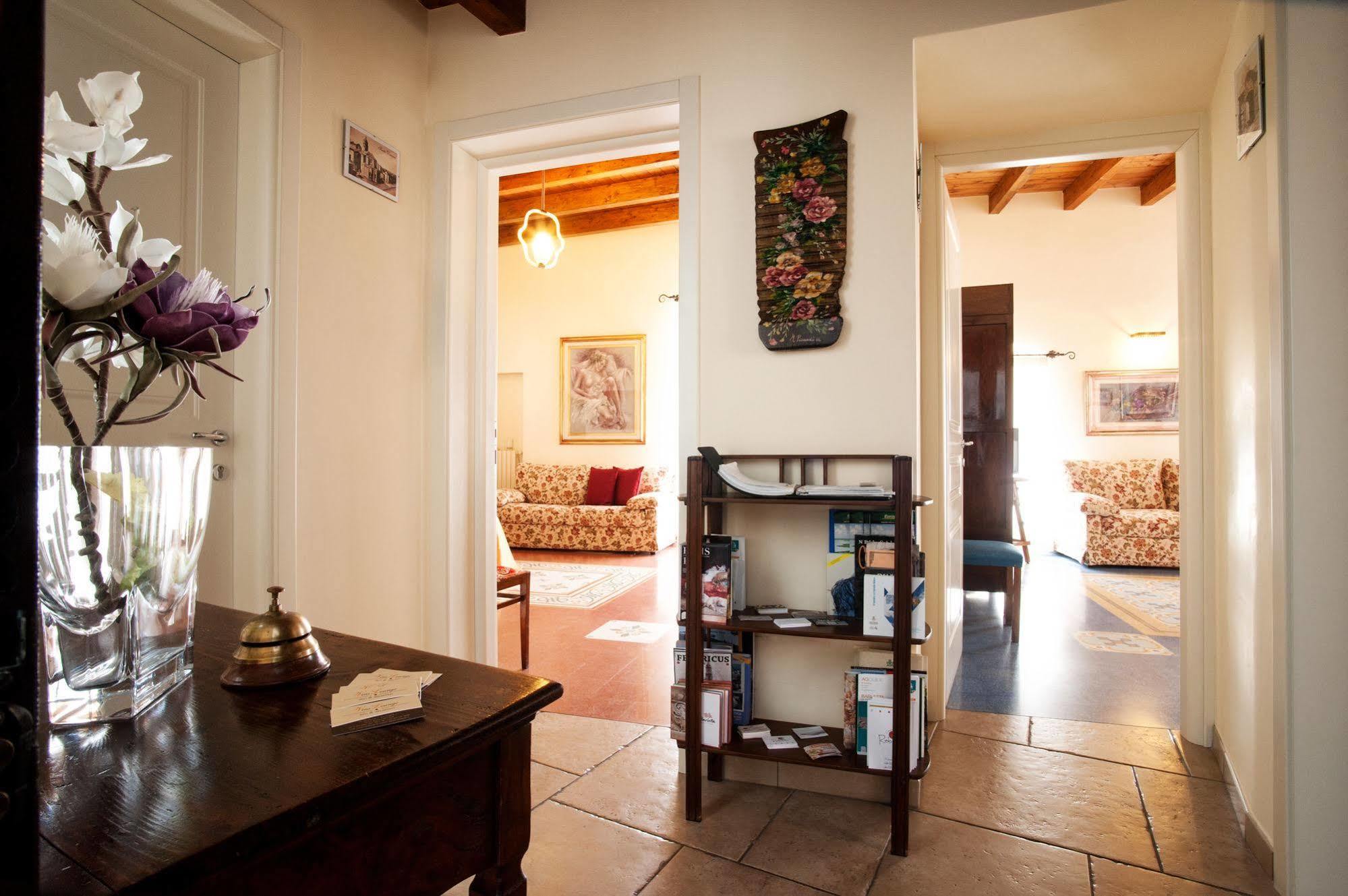 Vinslounge Suite Barletta Luaran gambar